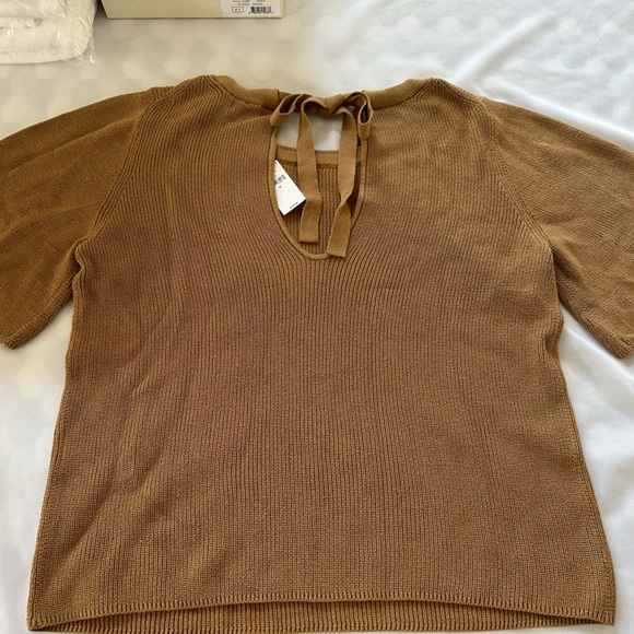NWT Banana Republic Women’s Top Medium - Picture 2 of 4